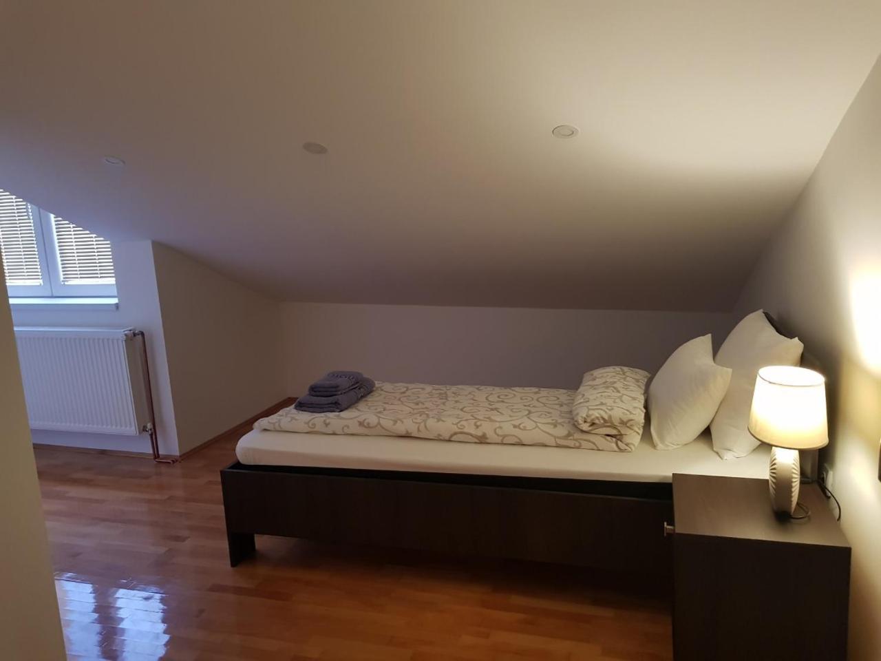 Family Apartments Заечар Экстерьер фото