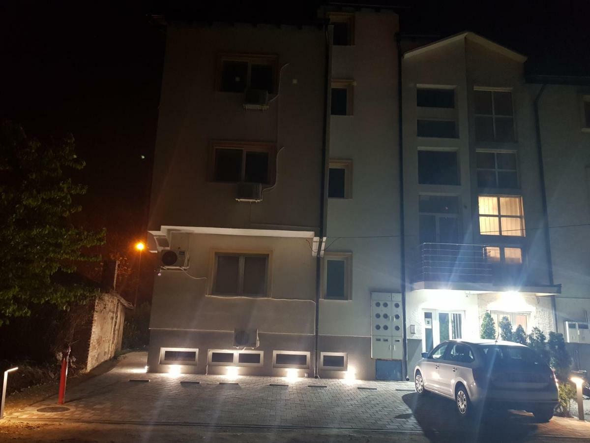 Family Apartments Заечар Экстерьер фото